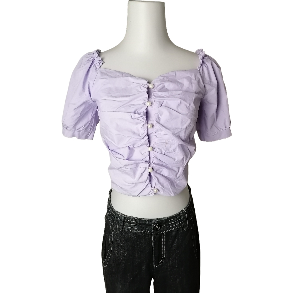 ☔️ a light purple, 100% cotton blouse with a square neckline and puffed …